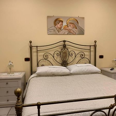 Ferienwohnung Residenza San Marco Dei Veneziani Bari Exterior foto